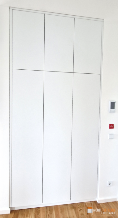 Flurmöbel | Schlichter Nischenschrank